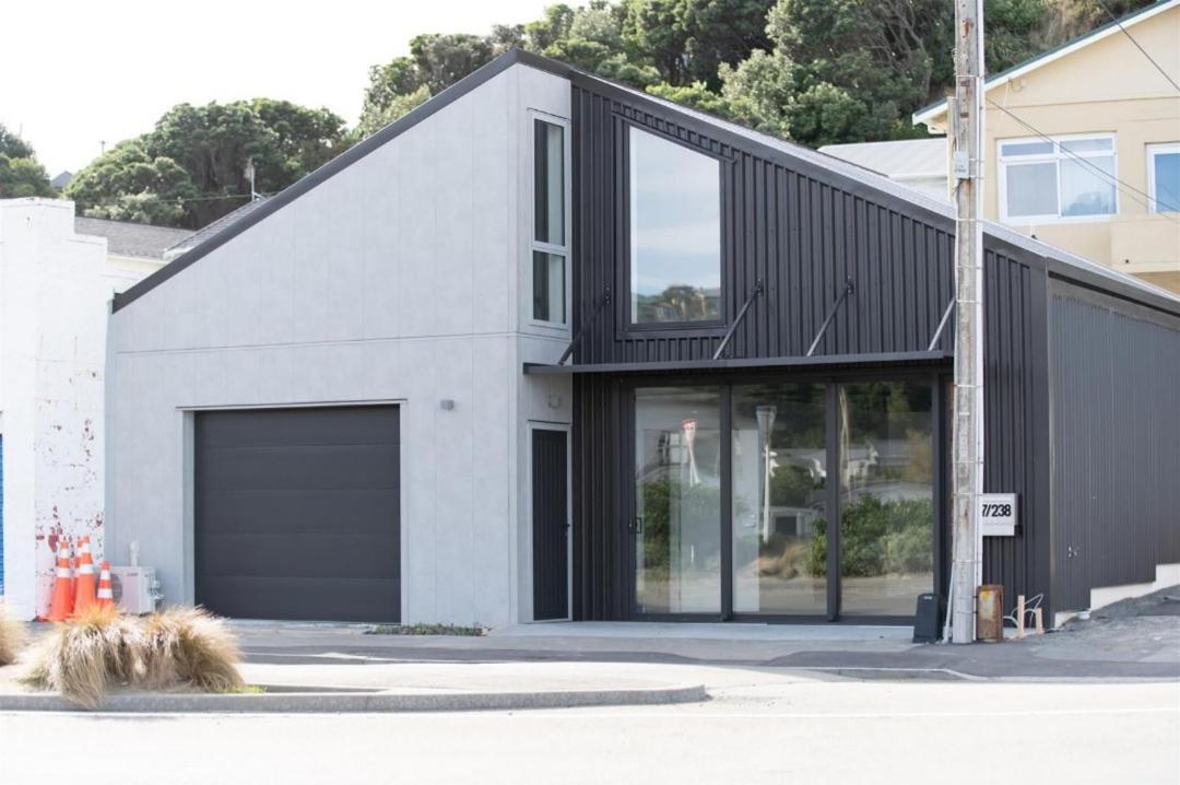 Modern & Cosy Studio Unit On Island Bay Beachfront Wellington Buitenkant foto